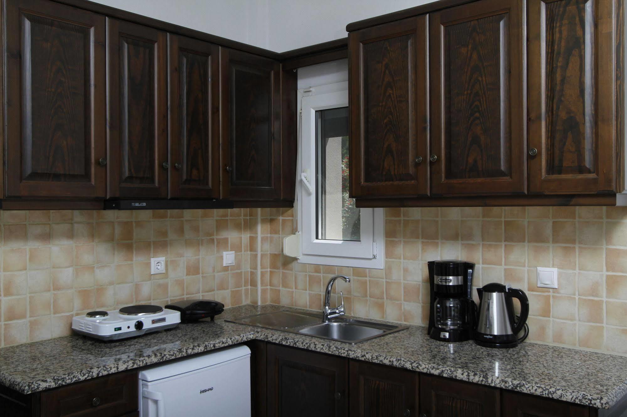 מירינה Amygdalies Apartments מראה חיצוני תמונה