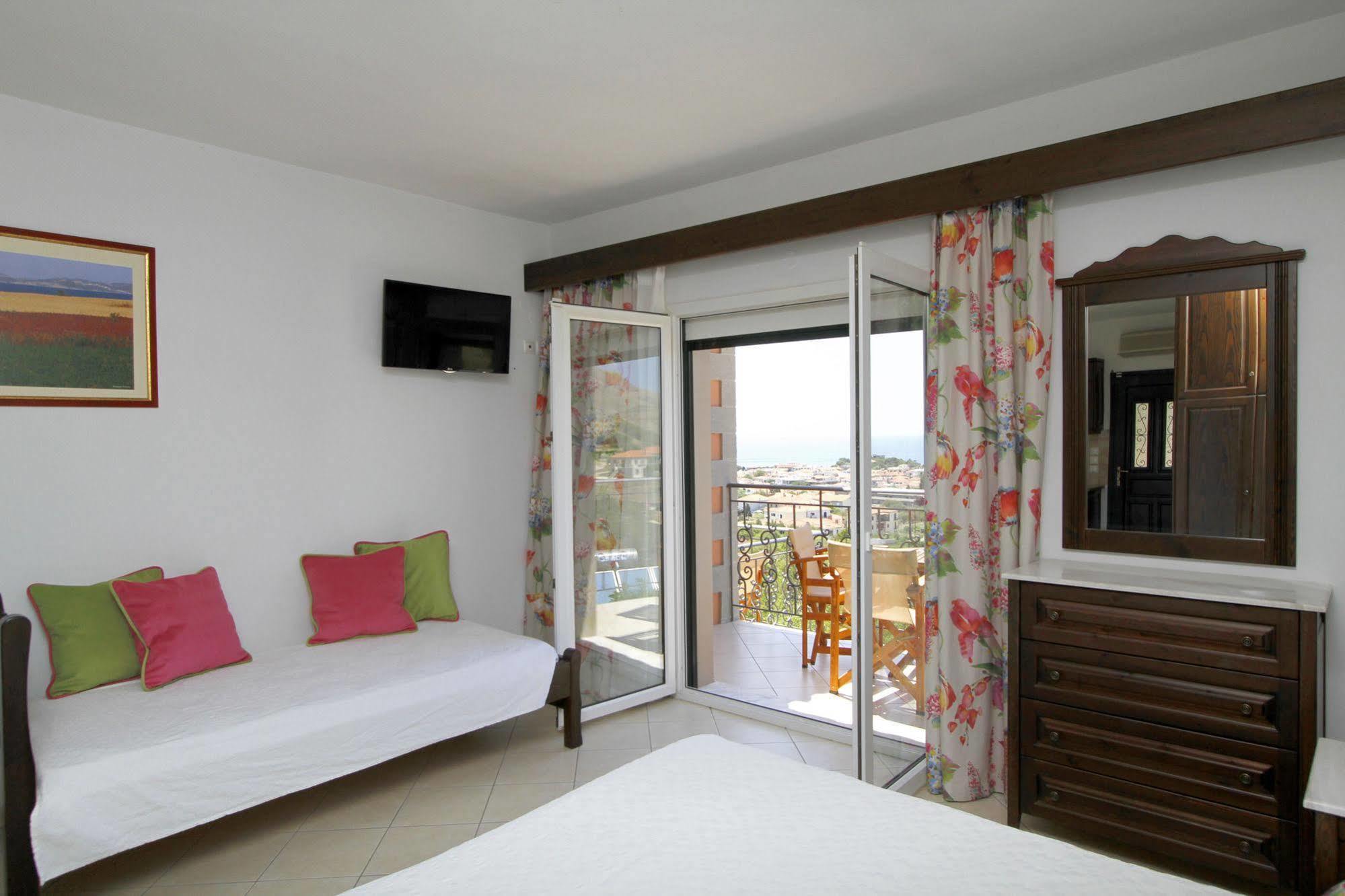 מירינה Amygdalies Apartments מראה חיצוני תמונה
